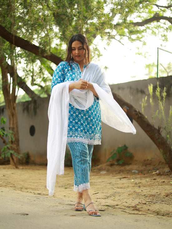 Sakshi in House of kari Chikankari Co-ord set in Cotton for Women- Blue - House Of Kari (Chikankari Clothing)