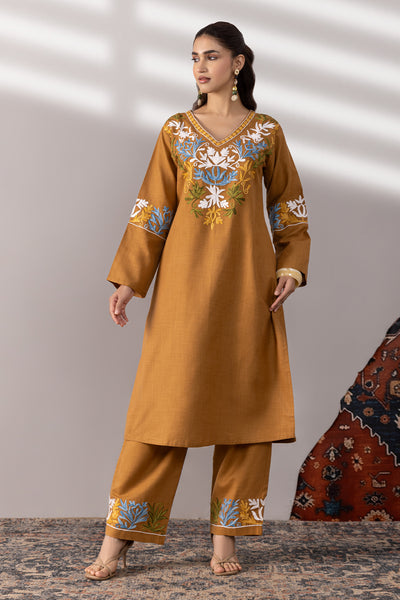1. Chikankari Kurta Set