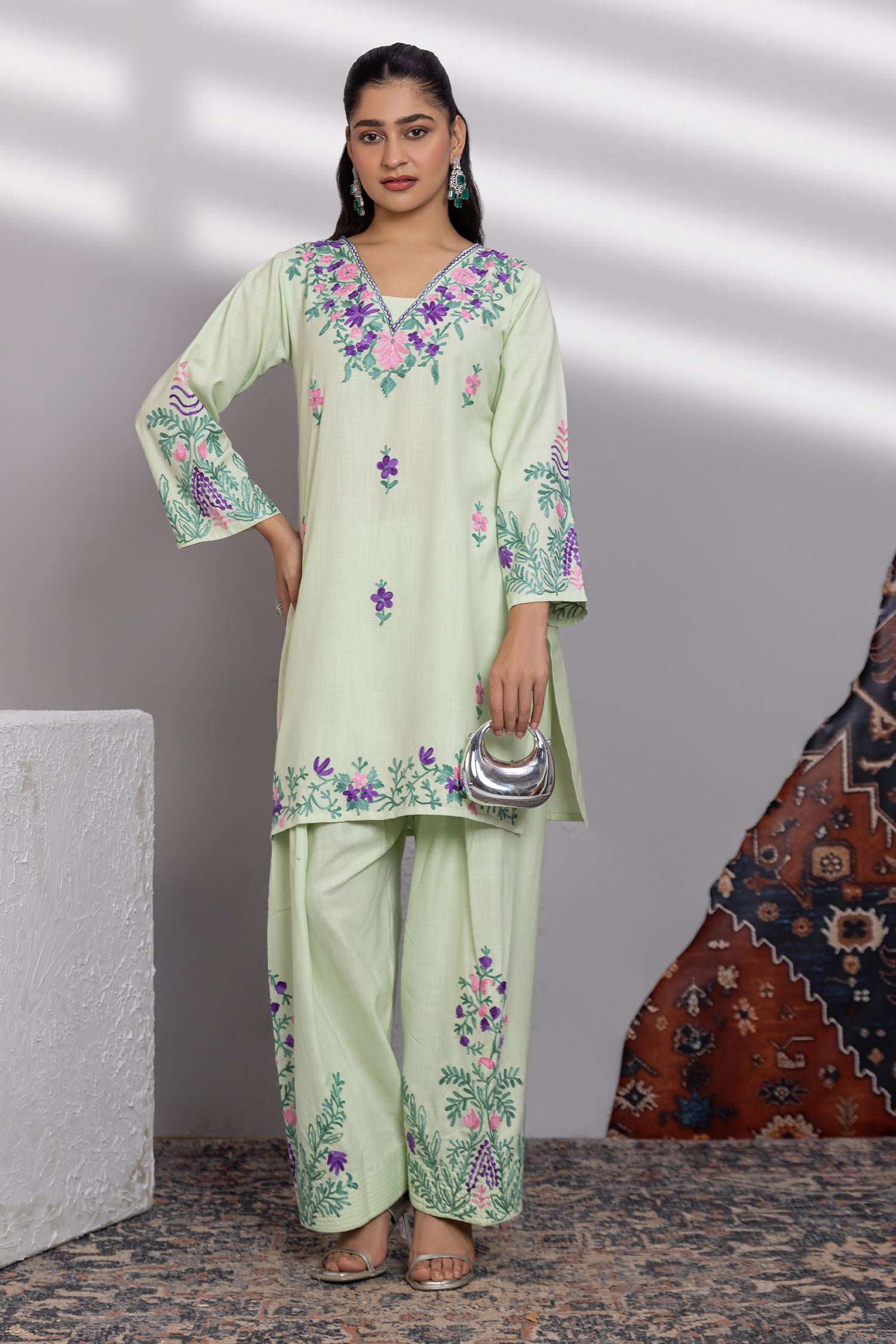Cotton Kurta Set in Kashmiri Aari -  Pastel Green