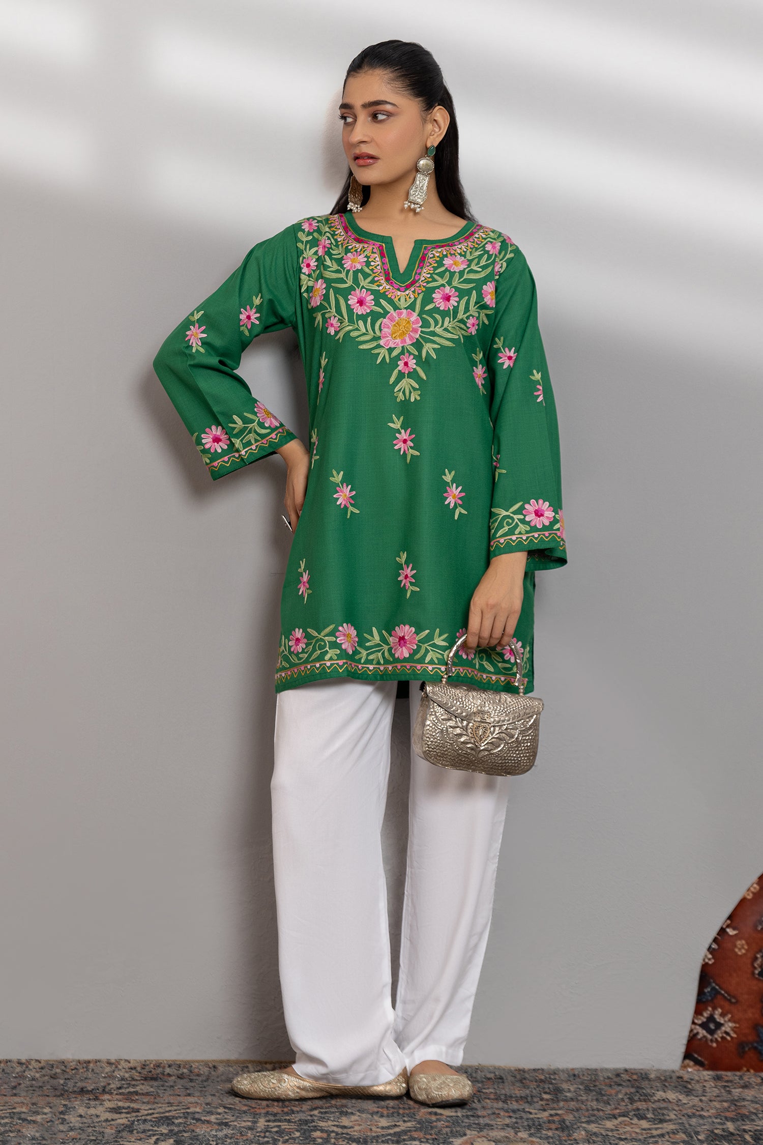 Cotton Kashmiri Aari Short Kurta - Green