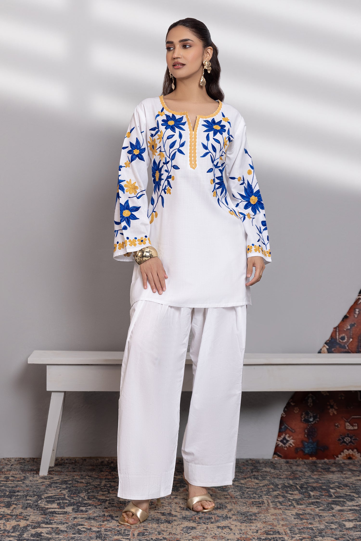 Cotton Kashmiri Aari Kurta - White