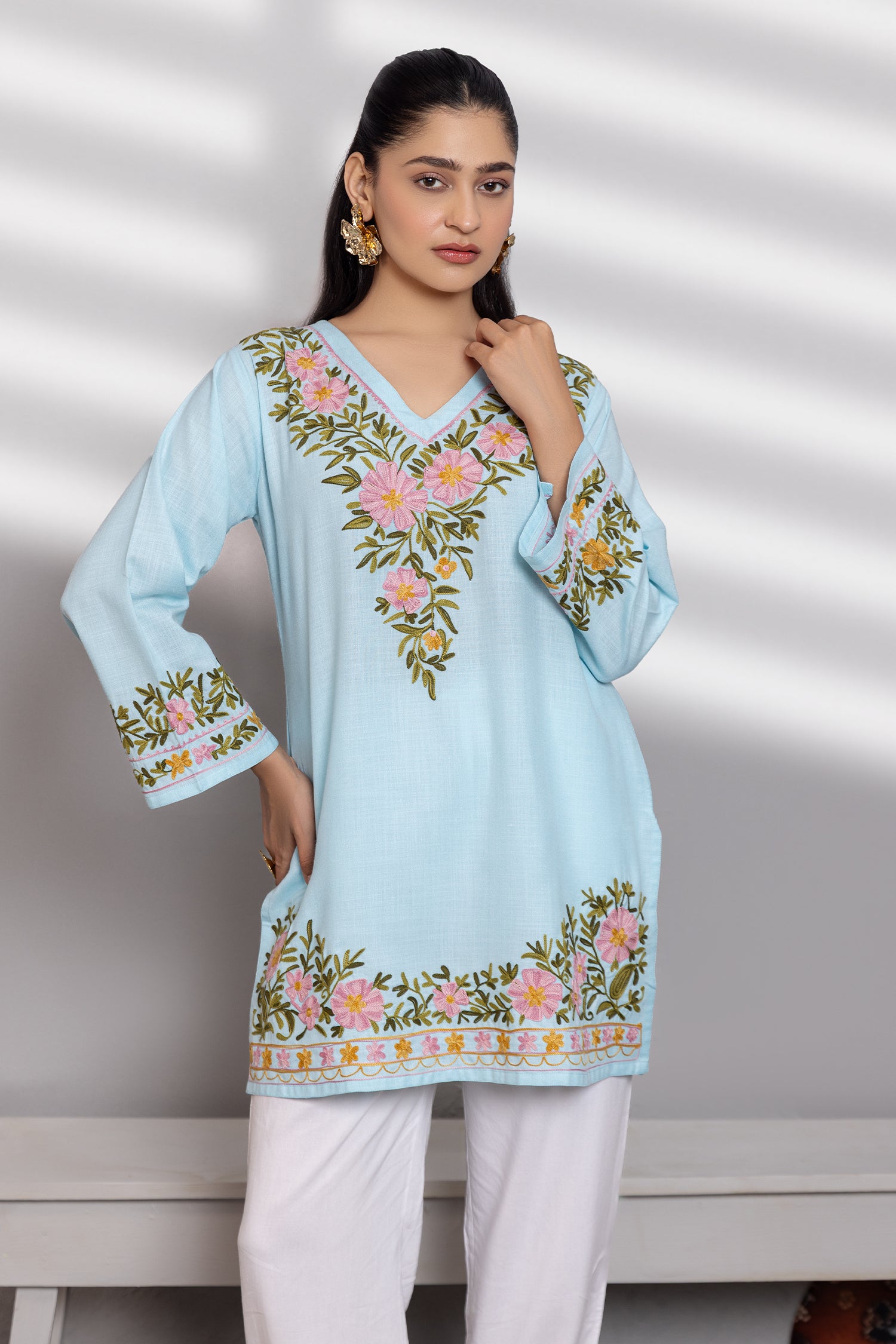Cotton Kashmiri Aari Short Kurta - Light Blue