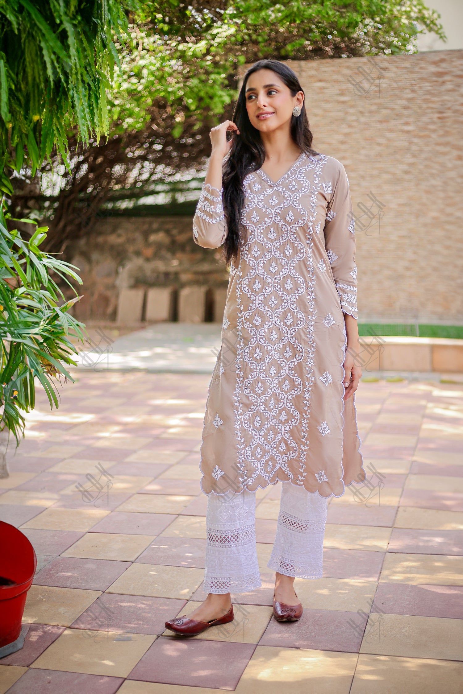 Saba Chikankari Kurta In Cotton - Brown