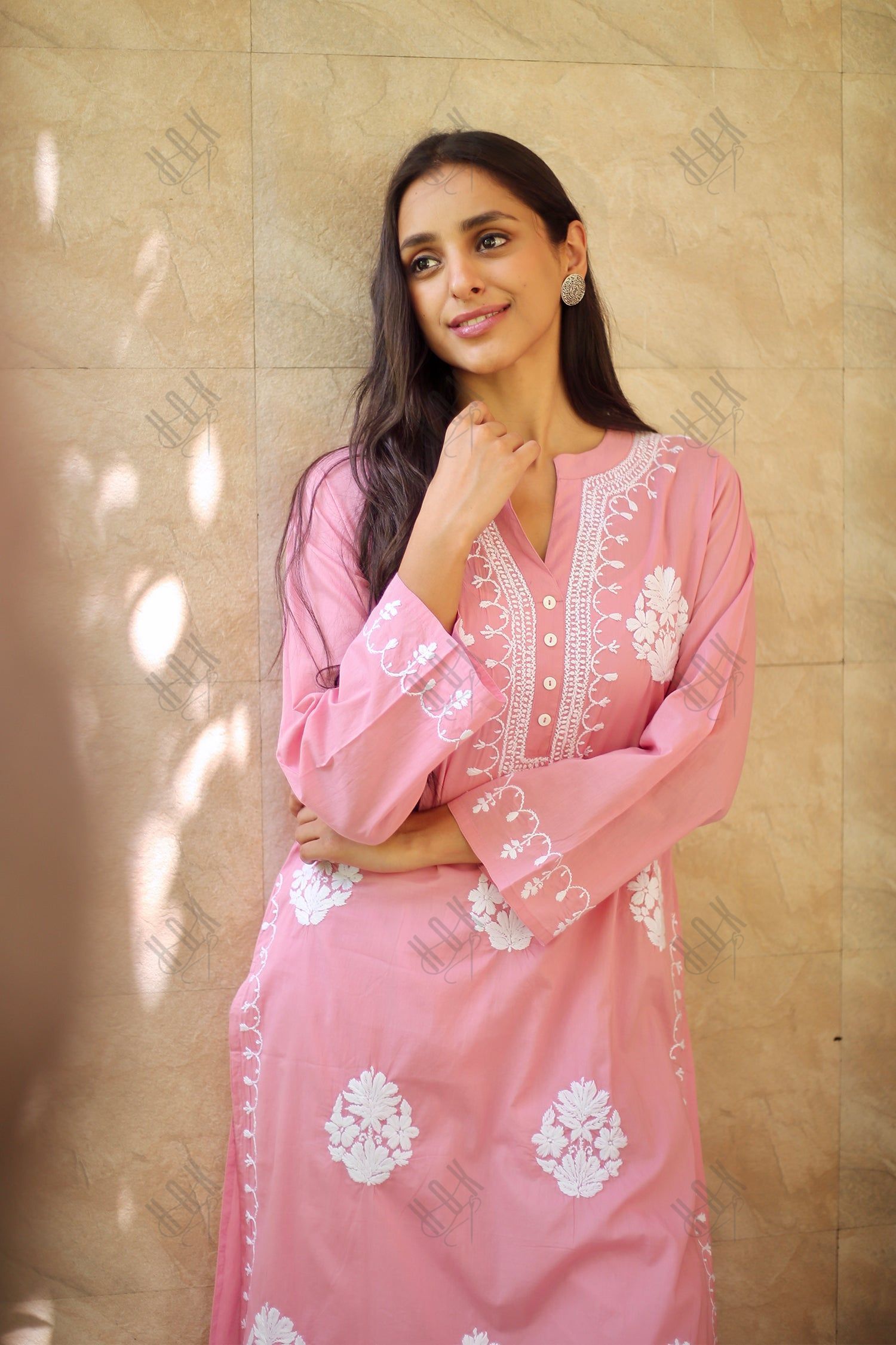 Saba Chikankari Long Kurta In Cotton - Pink