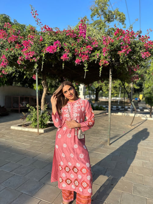Madhuri Dixit Redefines Effortless Elegance With A Pastel Pink Kurti And  Ripped Jeans Ensemble