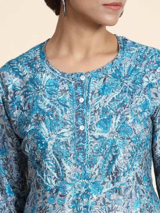 Load image into Gallery viewer, Hand embroidery Chikankari Tunic- Sky Blue - House Of Kari (Chikankari Clothing)
