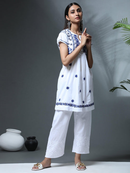 Load image into Gallery viewer, HOK Chikankari Tunic for Women White - House Of Kari (Chikankari Clothing)
