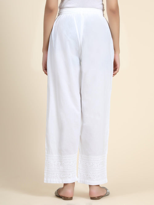 Buy JUNIPER Women's Off White Cotton Solid Straight Pants With Side Pocket  | Shoppers Stop