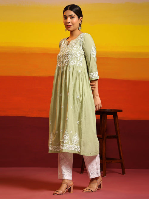 Samma Chikankari Long Kurta in Cotton for Women - Pista Green - House Of Kari (Chikankari Clothing)