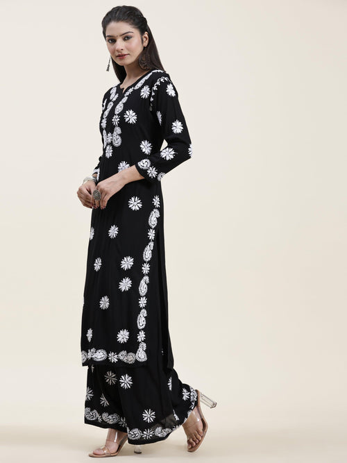 Load image into Gallery viewer, Samma Chikankari Chakri Co-Ord Set In Modal Cotton For Women - House Of Kari (Chikankari Clothing)
