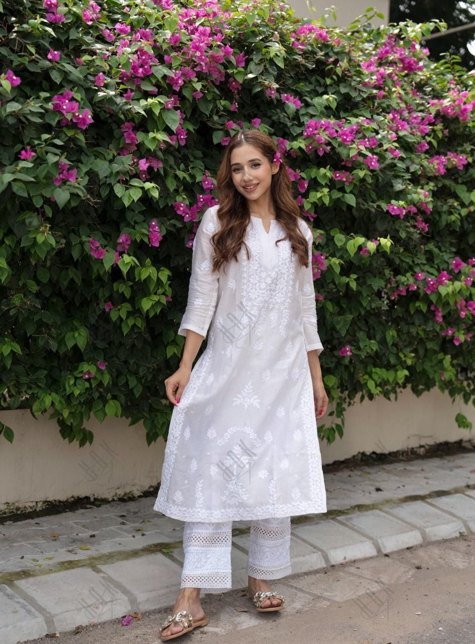 Ria Malhotra in Hand Embroidery Chikankari Long Kurti for Women In Chanderi Silk White-6 - House Of Kari (Chikankari Clothing)