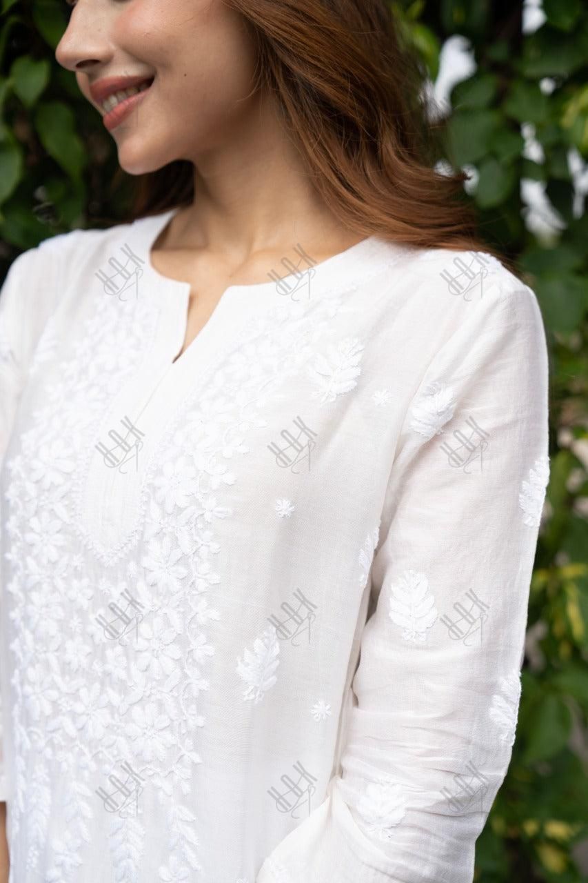 Ria Malhotra in Hand Embroidery Chikankari Long Kurti for Women In Chanderi Silk White-6 - House Of Kari (Chikankari Clothing)